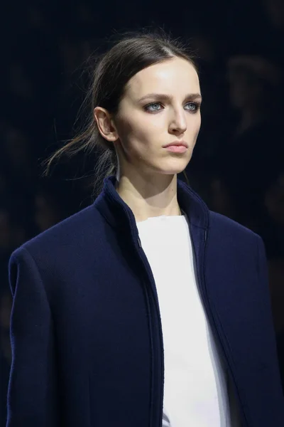 Look 1
